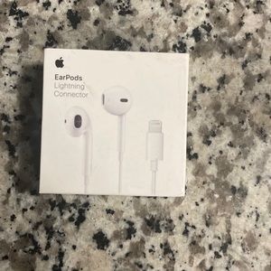 NIB Apple ear pods with lightning connector